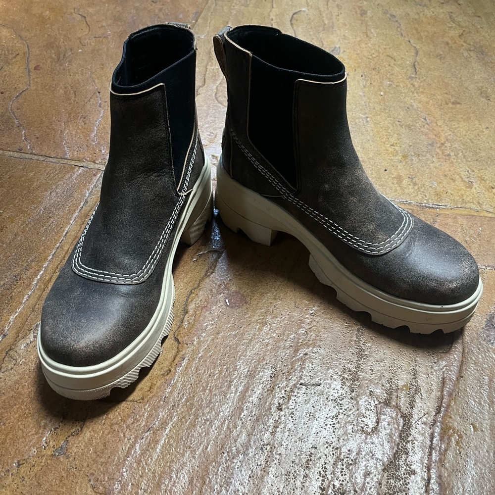 Sorel Joan FRWD Chelsea Boots - 8